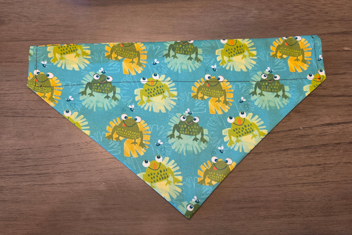 On The Collar Pet Bandana - Frogs